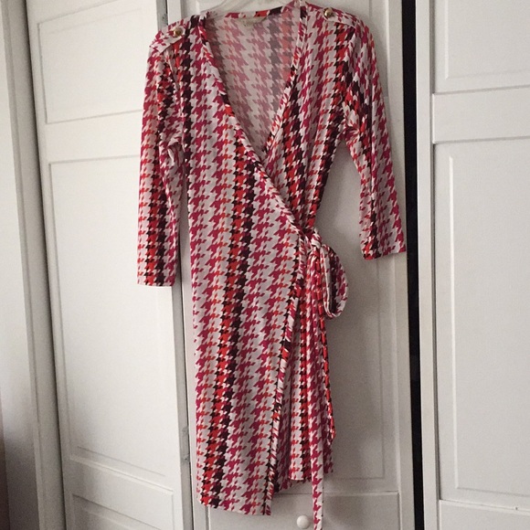 houndstooth wrap dress